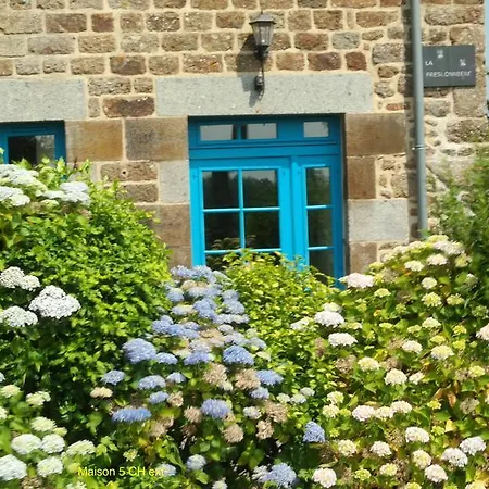 Sarl Verrerie Royale Tatil Evi Val-Couesnon