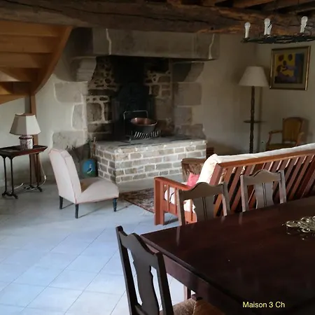 Sarl Verrerie Royale Tatil Evi Val-Couesnon